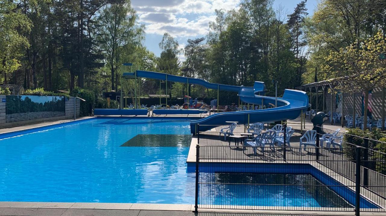 Chalet In De Veluwse Bossen Hoenderloo Zewnętrze zdjęcie